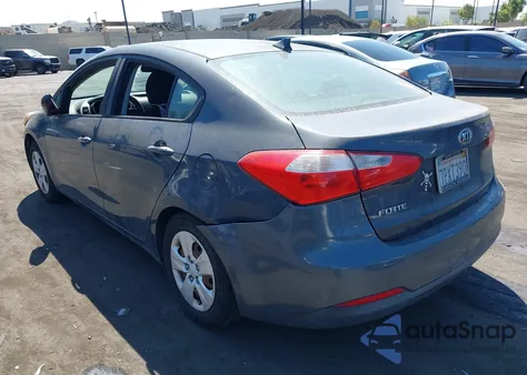 2016 Kia Forte Lx из США, поврежденный, VIN KNAFK4A68G5523131